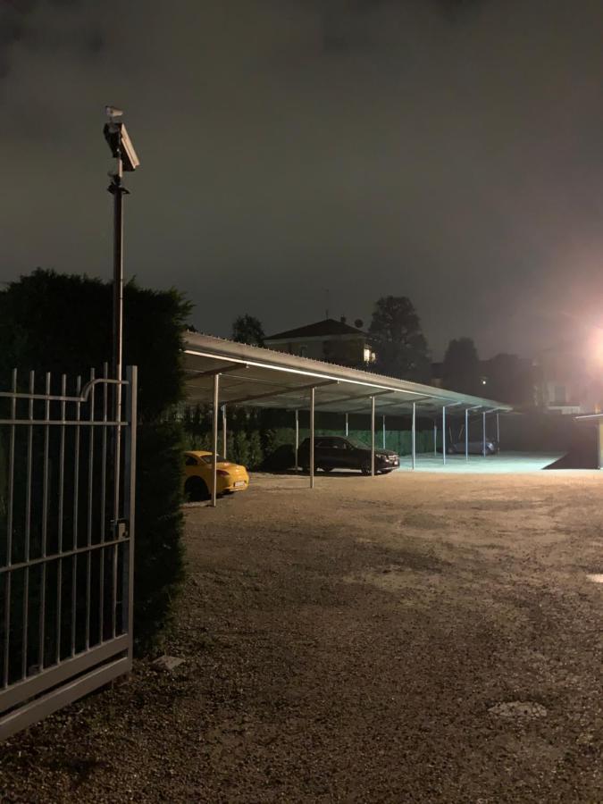 Hotel La Pace San Mauro Torinese Exteriér fotografie